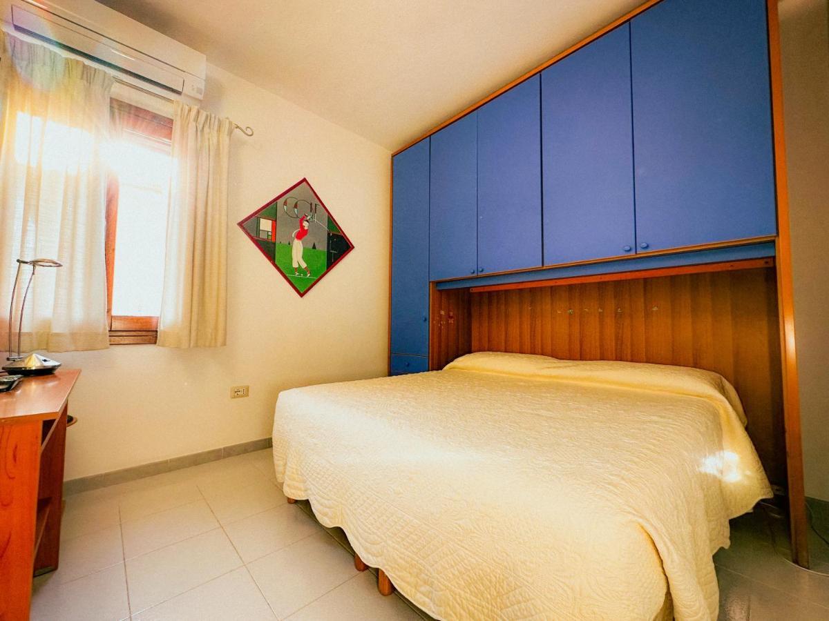 Appartamento Vicino Al Centro Di Olbia Bagian luar foto